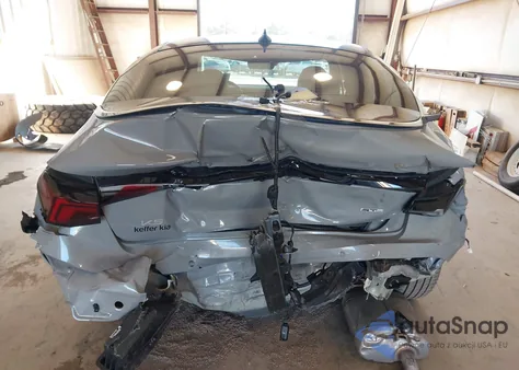 2025 Kia K5 Gt-Line z USA, uszkodzony, nr VIN KNAG64J72S5381773